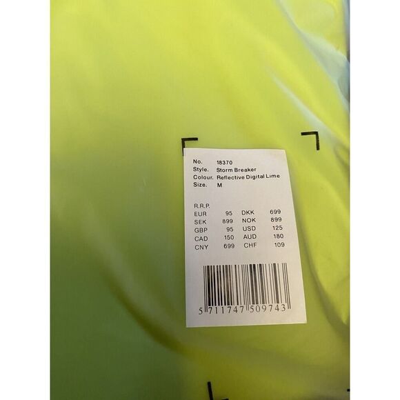 NWT Rains Storm Breaker Reflective Digital Lime Jacket Size Médium $125 - Picture 4 of 4